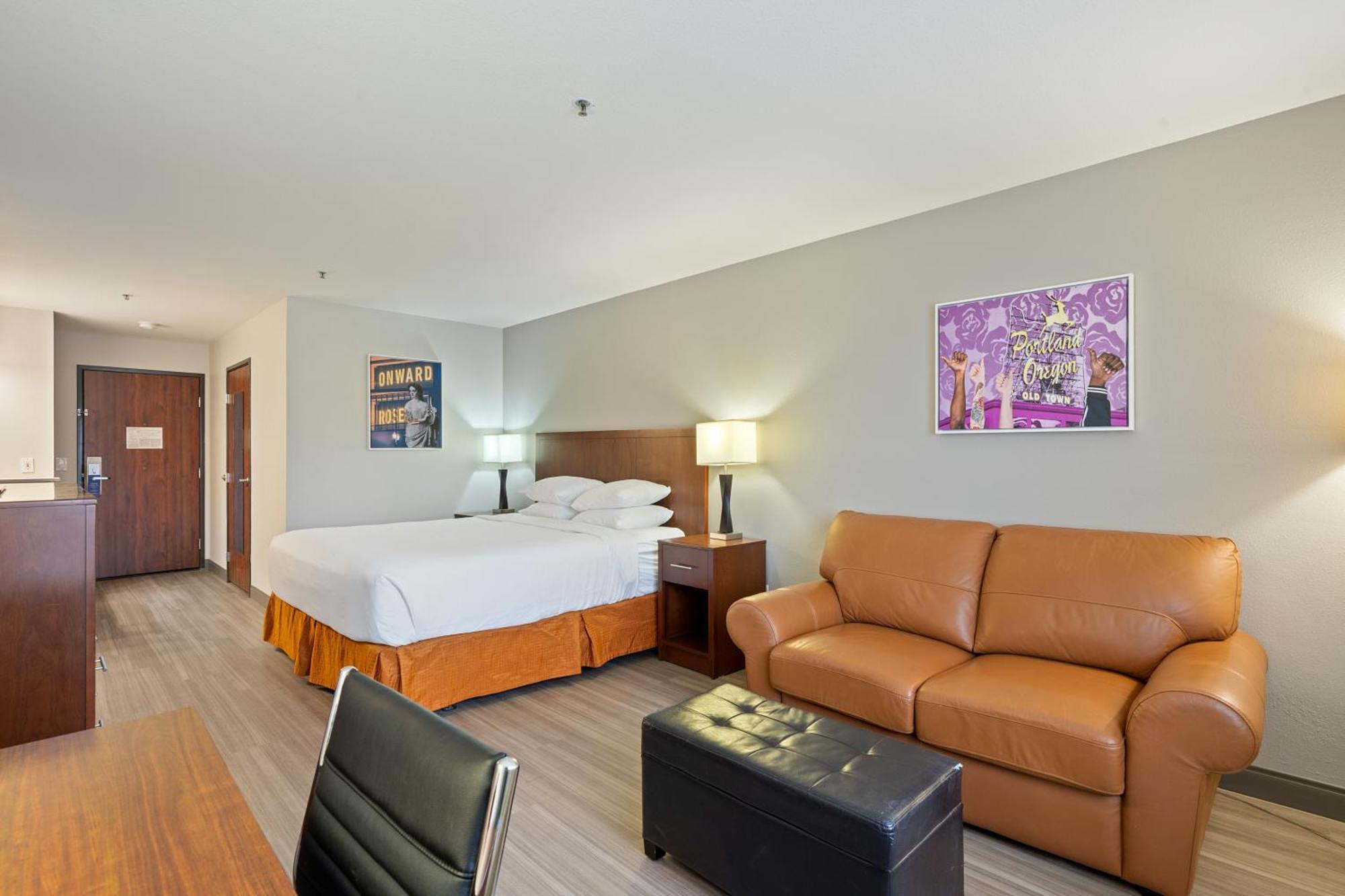 Best Western Lake Oswego Hotel & Suites Exterior photo